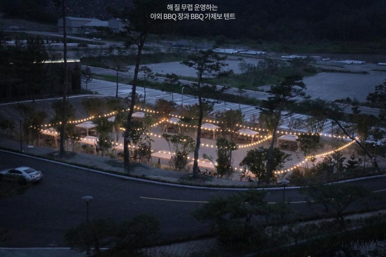 Pine Forest Jeongseon Alpine Resort Zewnętrze zdjęcie